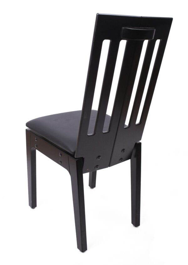 Svart stabil stol för restaurang